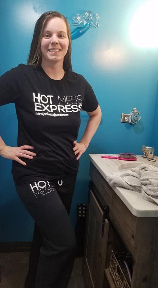 Hot mess express tee